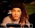 totul despre tom kaulitz kgcul deschiscul plac:samy apes centil recunosti pirce buz genul dupa care